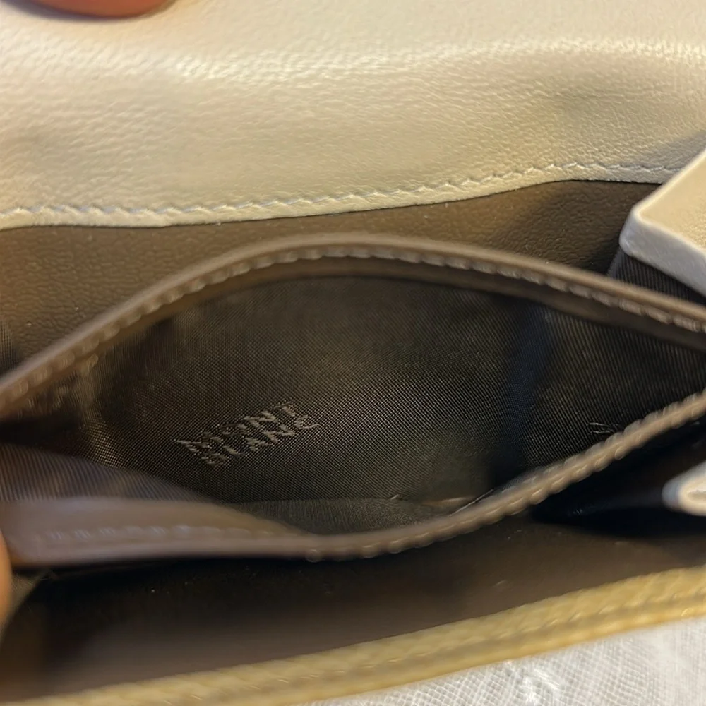 NWT MontBlanc glove leather with dust bag and box (damaged)